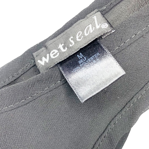 Wet Seal Black Sequin Bow Back Chiffon Tank Top Blouse Size Medium - Picture 4 of 4
